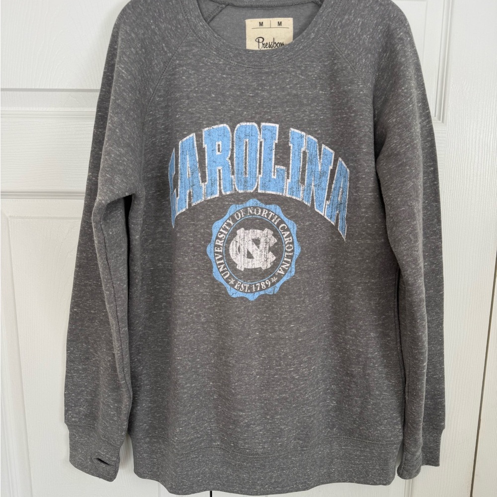 University of North Carolina Tar Heels Gray Sweatshirt